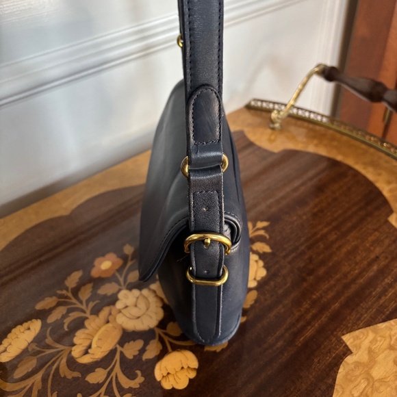 Vintage Coach Equestrian Small Flap #9801 - Picture 5 of 16